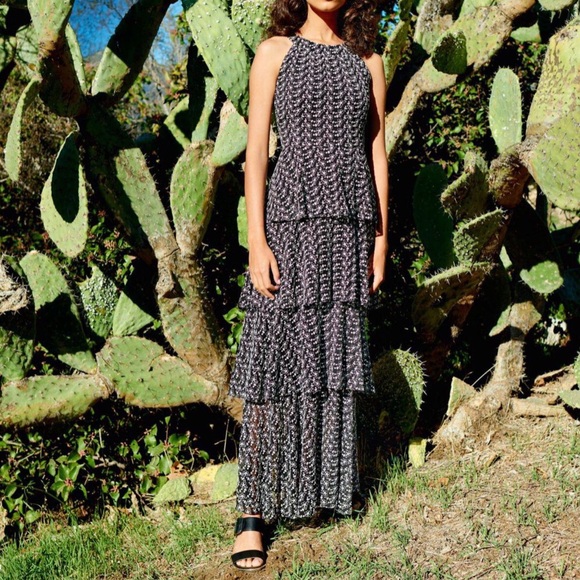 Tommy Hilfiger Dresses & Skirts - Tommy Hilfiger Tiered Maxi Dress Sz 10